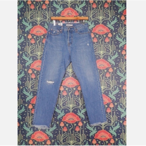 Levi's Wedgie Icon Raw Hem Athens Hera Ripped Jeans 29 Nwt - Picture 4 of 9